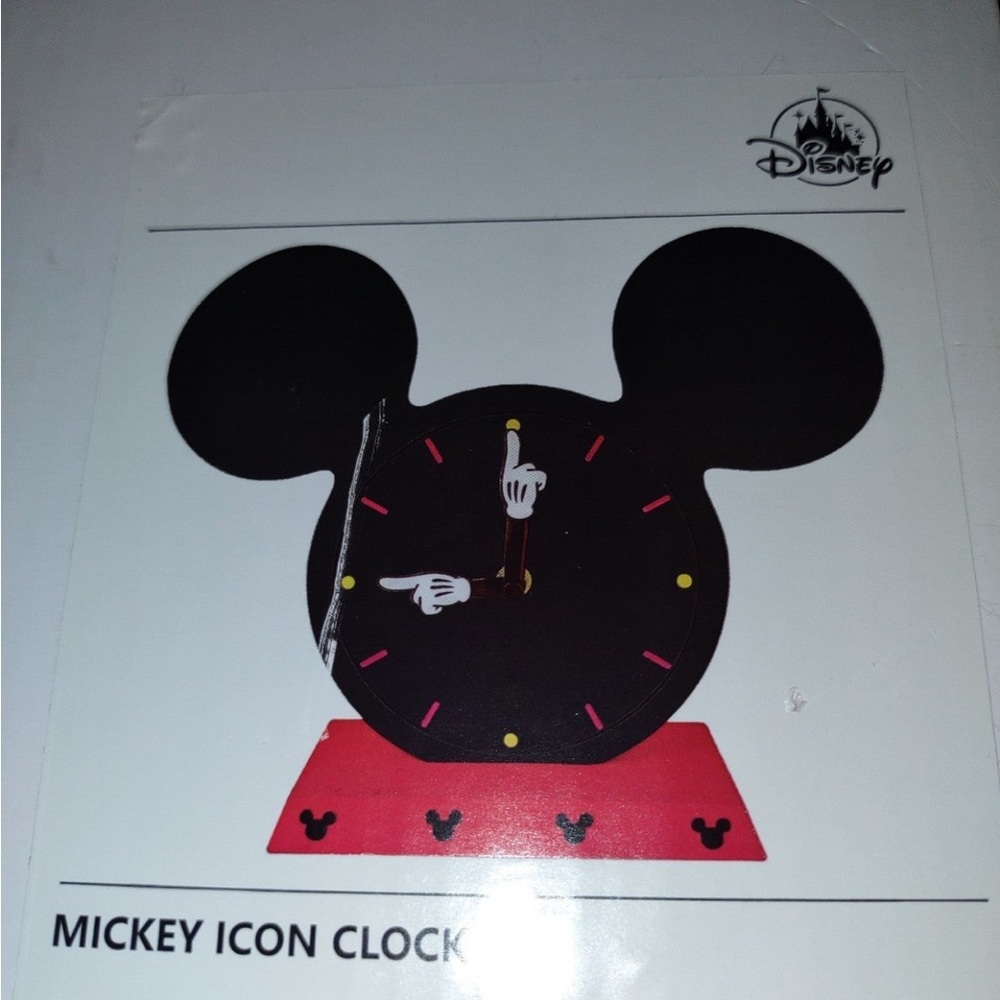 Disney parks Mickey Mouse Icon clock